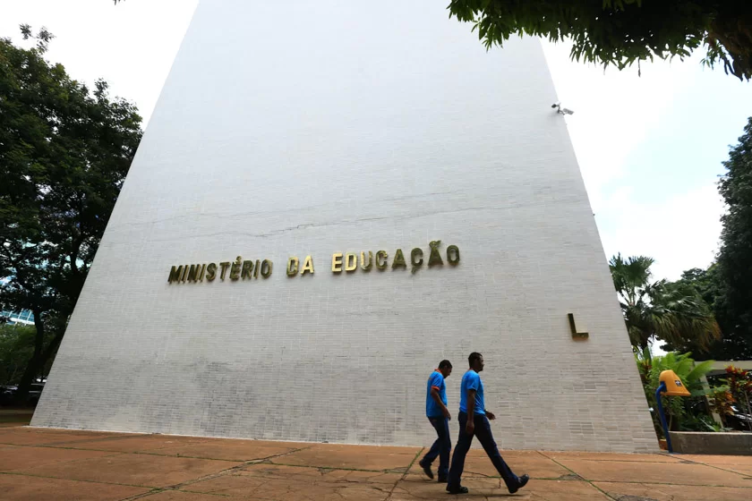 Ministerio da educação 010316 RF 003