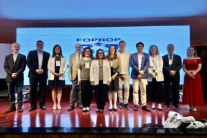 9a9e94d4 443f 450e 9663 01bf50664595