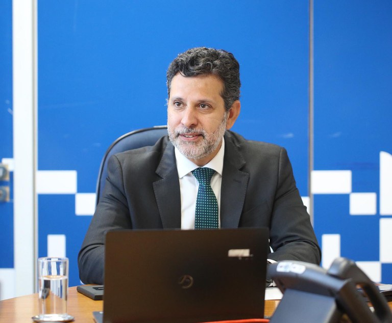 b6c30d19 a6d9 4a77 952d c2e2694c09a3